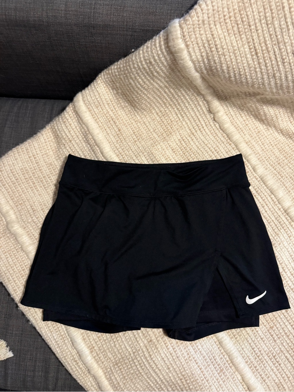 Nike Dri-fit Women's Black Athletic Skort with Built-In Shorts size M